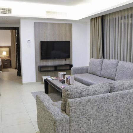 Triple A Hotel Suites Amman Exterior foto